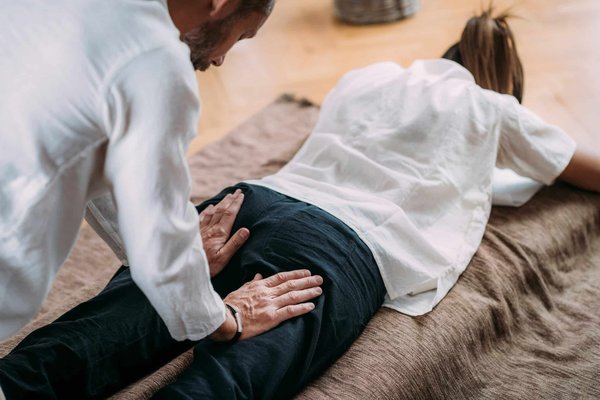 Détente et énergie : votre shiatsu à Toulouse